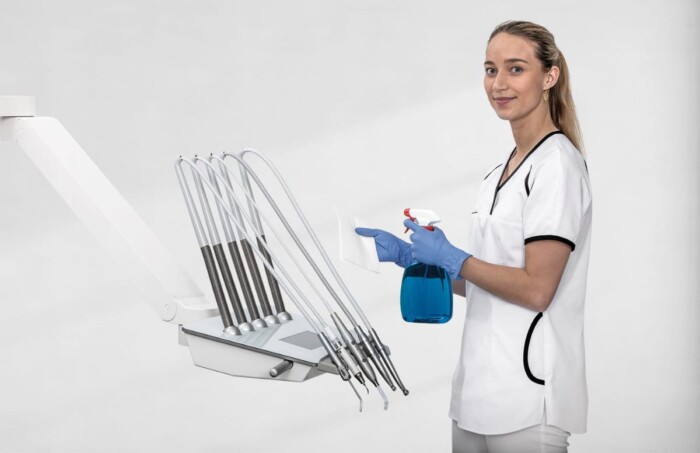 Cleaning Heka dental unit