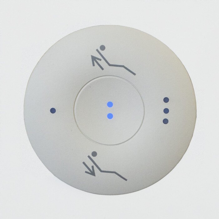 Manual adjustment for heka patient chair